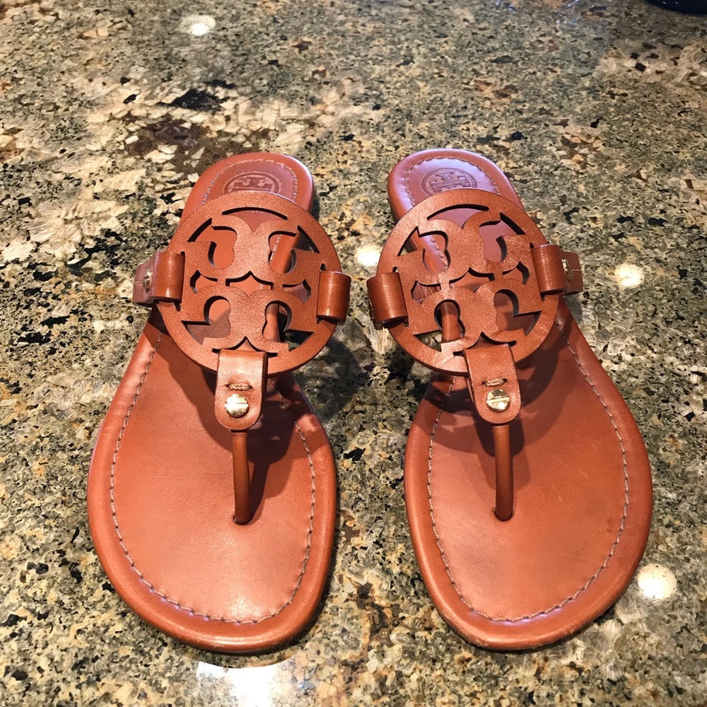 tory burch sandals